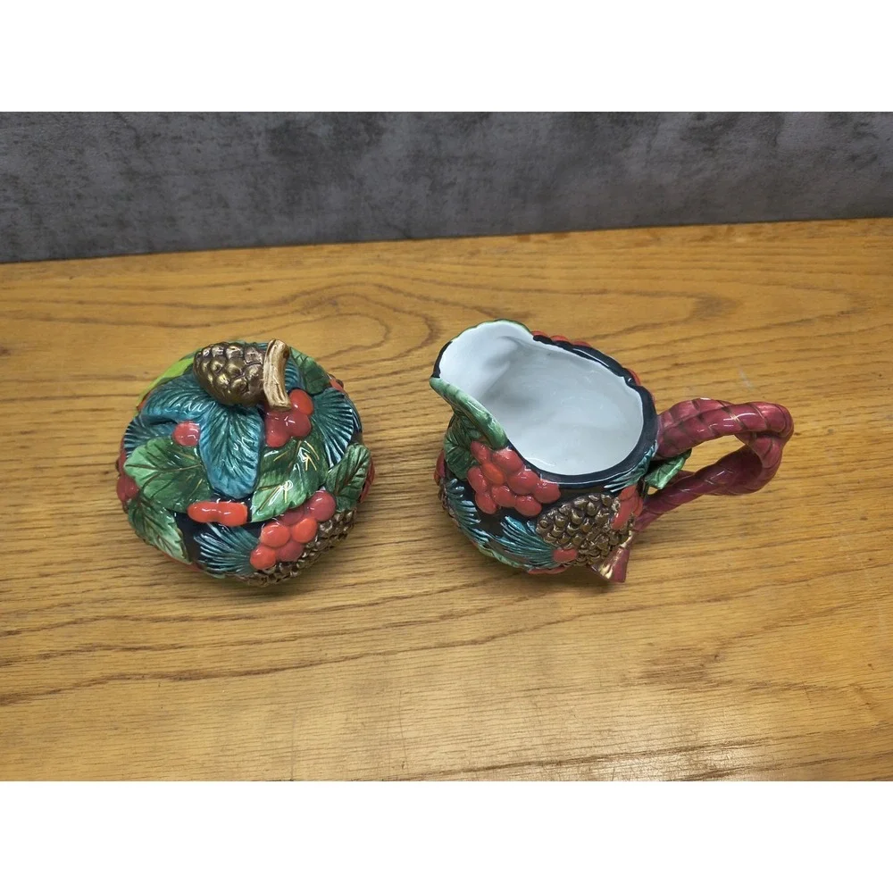 Fitz and Floyd Classics Handcrafted‎ Ceramic Creamer & Sugar Set Pinecone Leaf